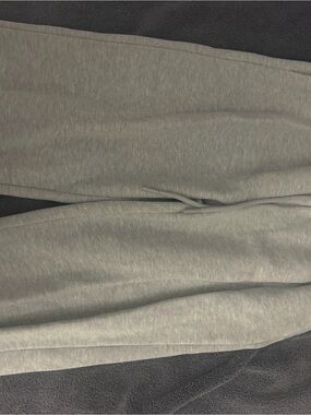 Men's Light Gray Jogger Sweatpants - Comfortable Casual Fit